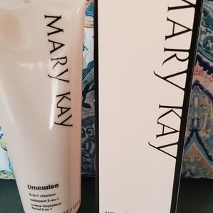 MARY KAY 3 IN 1 CLEANSER